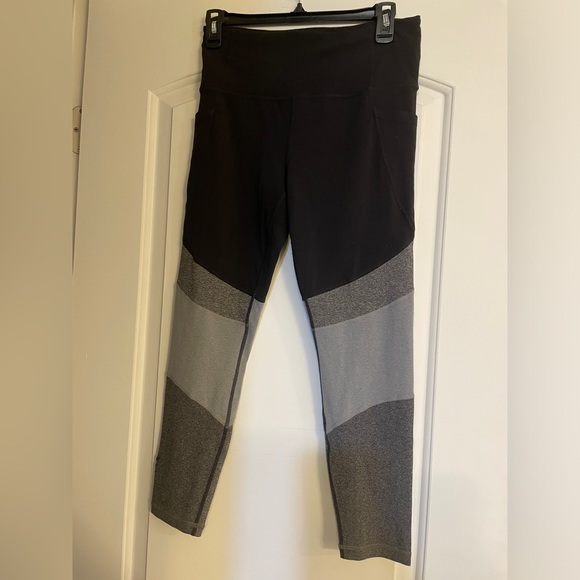 Athleta Pants - Athleta tights